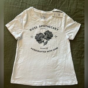 NWT Schitt’s Creek Rose Apothecary T-Shirt Size S